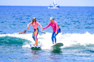kiki martins kelly Potts female surfers maui teen camp guide 