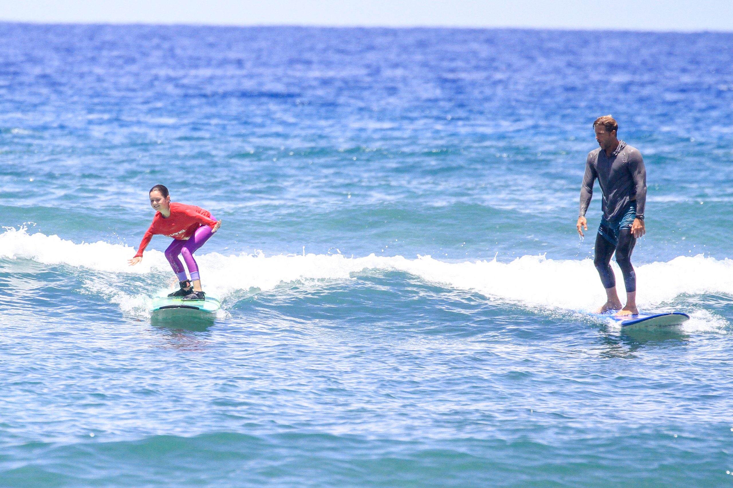 surf lesson surf instructor maui