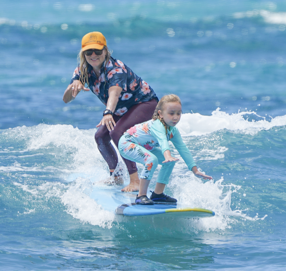 olowalu maui girls surf lessons