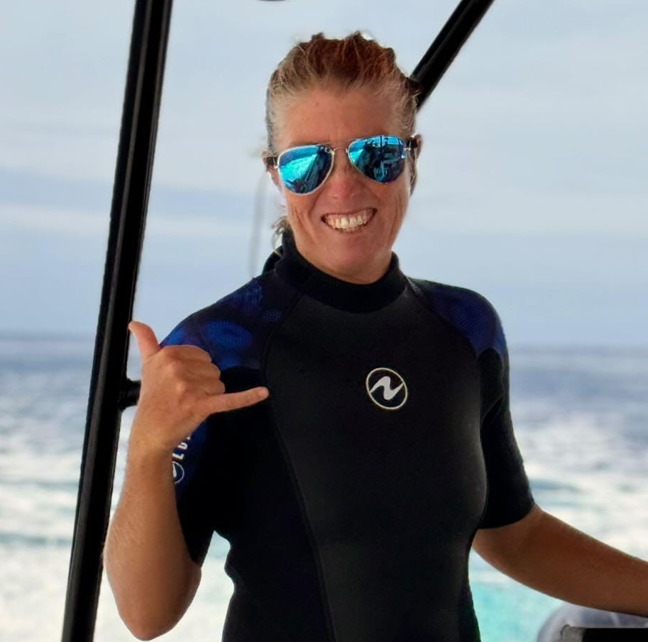 Megan maui surf instructor
